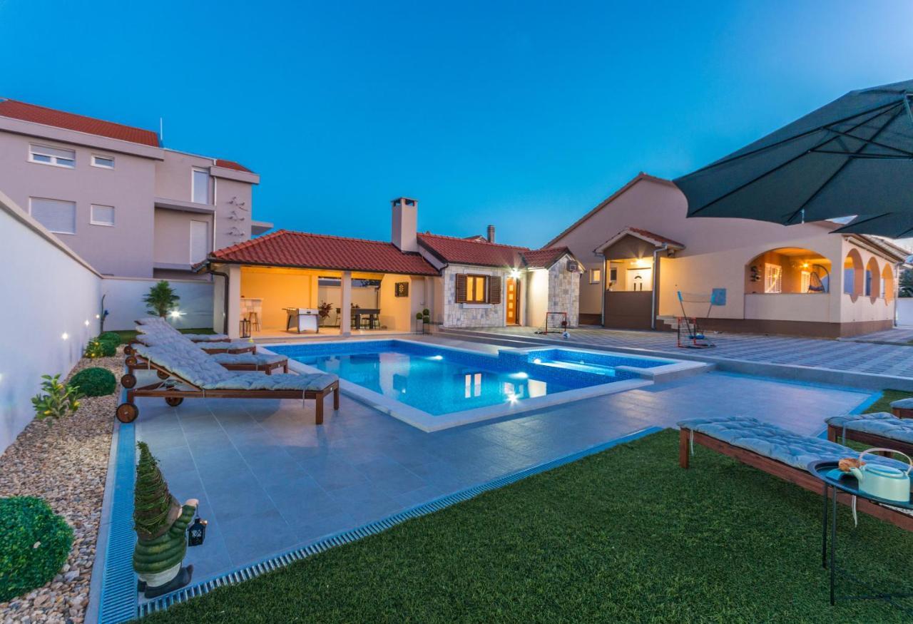 Villa Lucija Biograd Na Moru Bagian luar foto