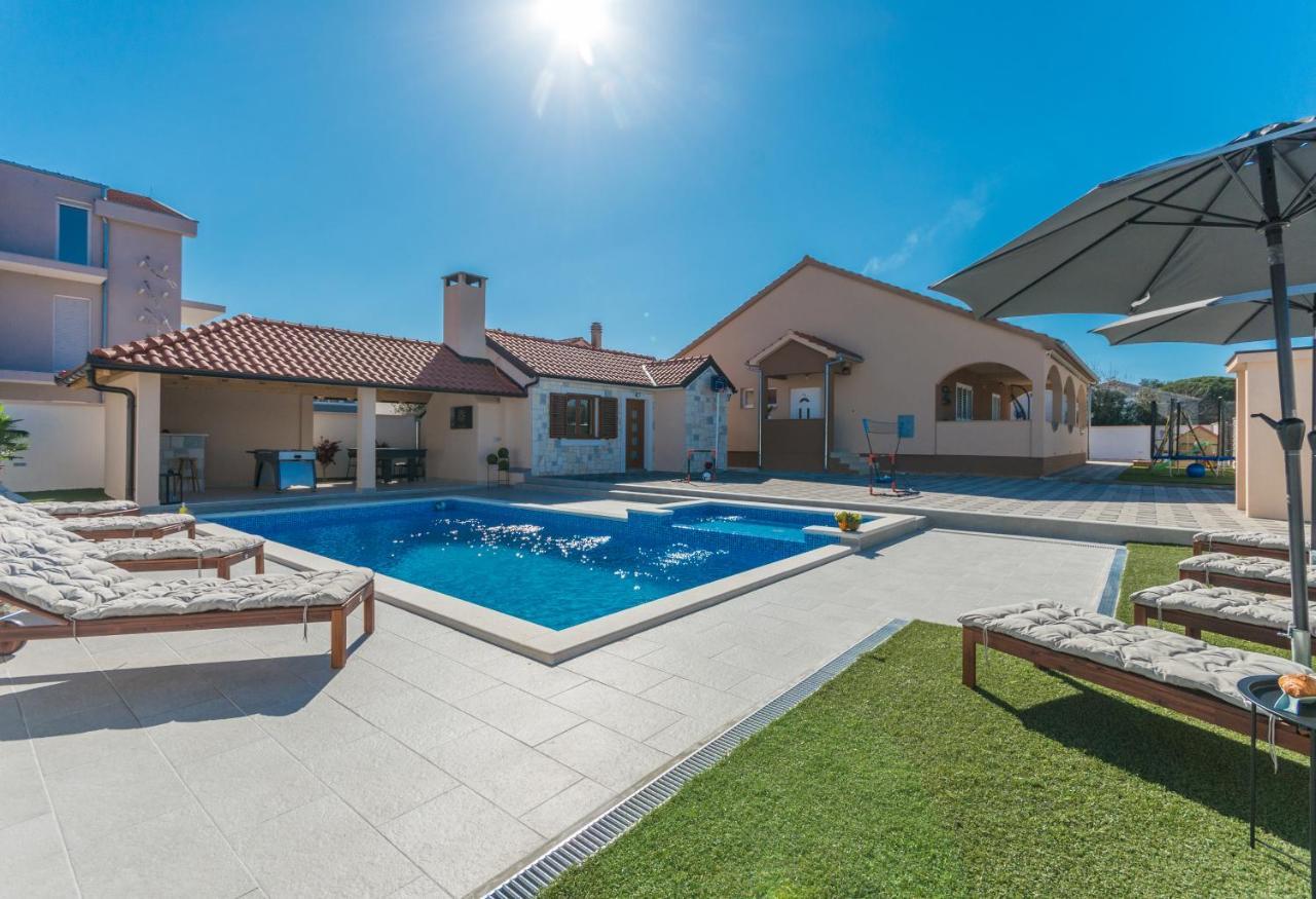 Villa Lucija Biograd Na Moru Bagian luar foto