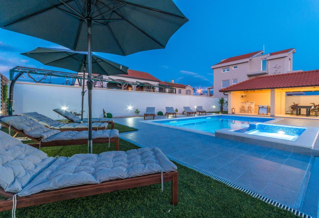 Villa Lucija Biograd Na Moru Bagian luar foto
