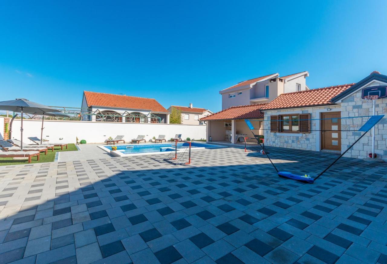 Villa Lucija Biograd Na Moru Bagian luar foto