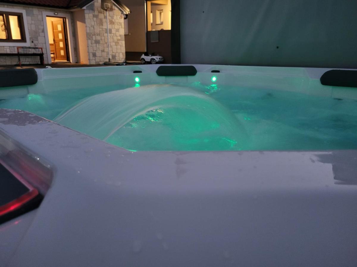 Villa Lucija Biograd Na Moru Bagian luar foto